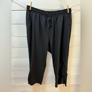 CLAIRE FRANCE Cropped Drawstring Pants – Estimated Size 1X